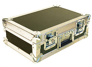 Hard case for projectors weighing 10–25kg